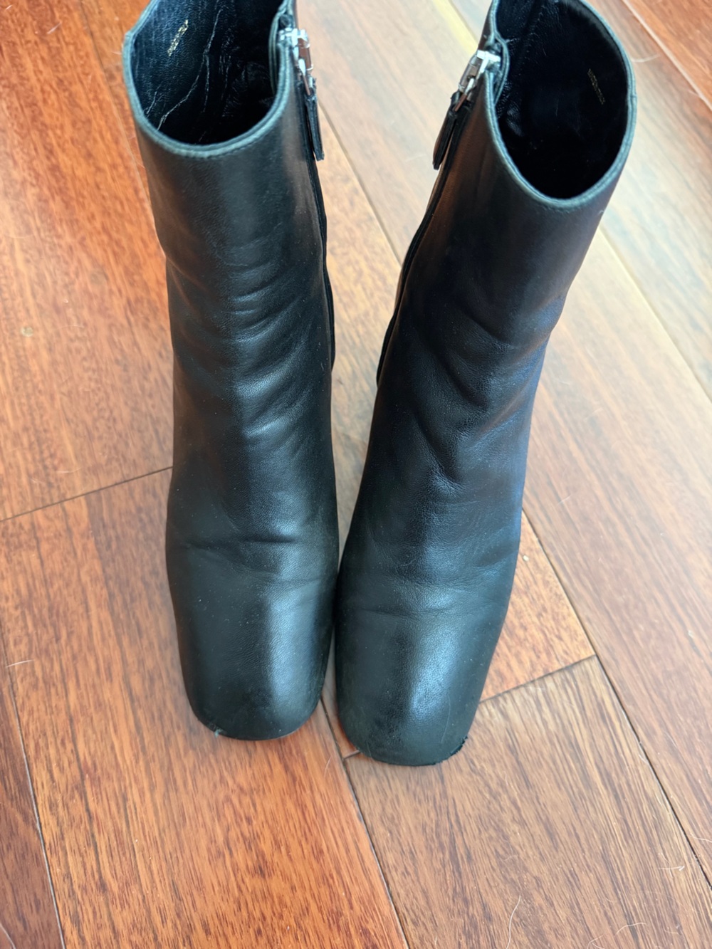PRADA LEATHER BOOTIES - Picture 3 of 9